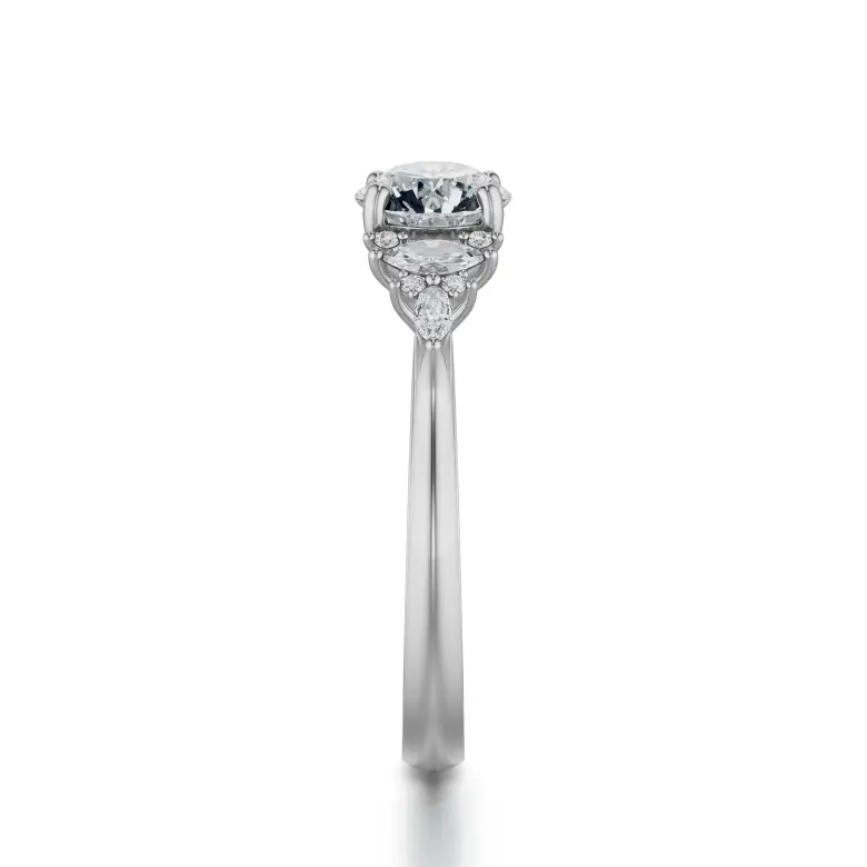 Pierścionek z dużym diamentem i markizami białe złoto SBPZ_050